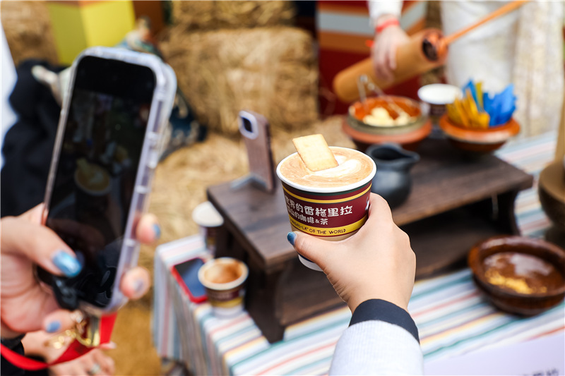 汇聚“全球咖啡风味+” 第十届陆家嘴国际咖啡文化节开幕，咖啡服务再升级